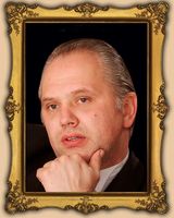 Микаэль Молчанус