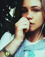 Esmin Naomi