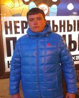 Максим Попов