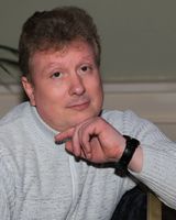 Дмитрий Жаров
