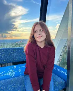 Полина Стеценко