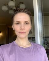 Анна Фурс