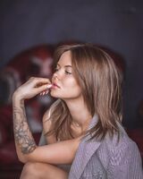 Алина Айза