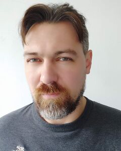 Дмитрий Белый