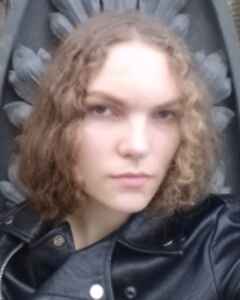 Александра Зеленцова