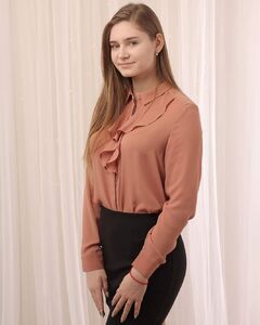 Яна Колоколова