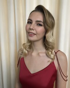 Алёна Хазова