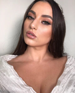 Юлия Тихонова