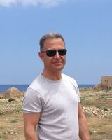 Юрий Тихомиров