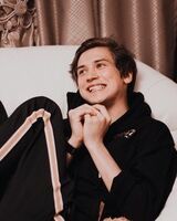 Ваня Молоток