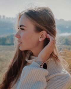 Полина Зюзина