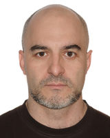 Олег Алелов