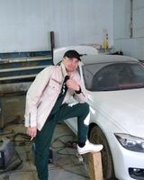 Виктор Макаров