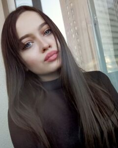 Людмила Толстова