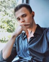 Никита Попов