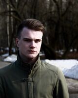 Олег Петров