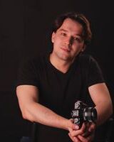 Роман Петров