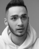 Линар Устаев