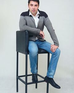 Петр Брук