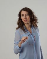 Анна Гогина
