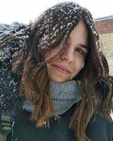 Лиза Евстигнеева