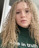 Анна Головкина