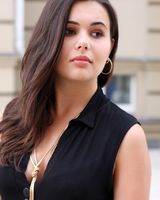 Анна Зензина