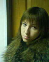 Лена Каменева