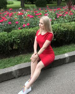 Анастасия Измятинская