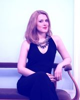 Анна Девина