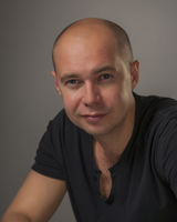 Артем Мельник