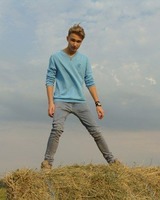 Денис Фролов