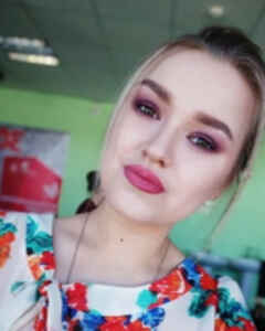 Анна Корешкова