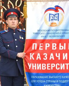 Игорь Антонов