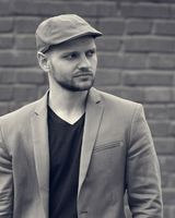 Денис Клементьев