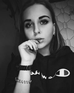 Алина Коваленко