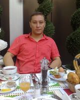 Денис Макаров