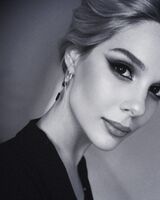 Полина Карабатова