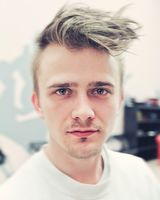 Юрий Колобаев