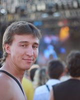 Виктор Ахадов