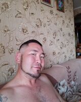 Руслан Неустроев