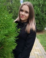 Юлия Сухомлинова