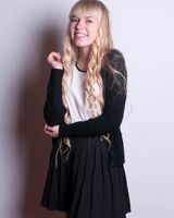 Каролина Попова