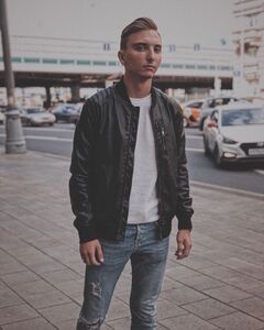 павел макаров