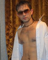 Акмал Гуломов