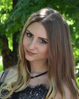 Надя Романова