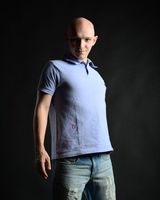 Антон Ефремов