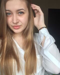 Александра Сотникова