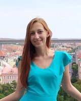 Яна Николаева