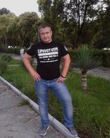 Денис Беляев